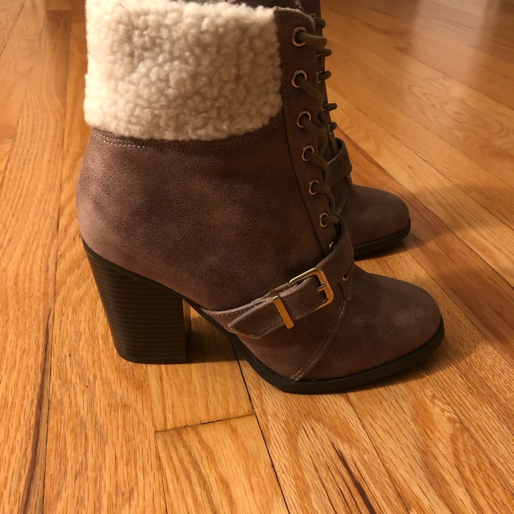 Express Boots new condition - Picture 4 of 8